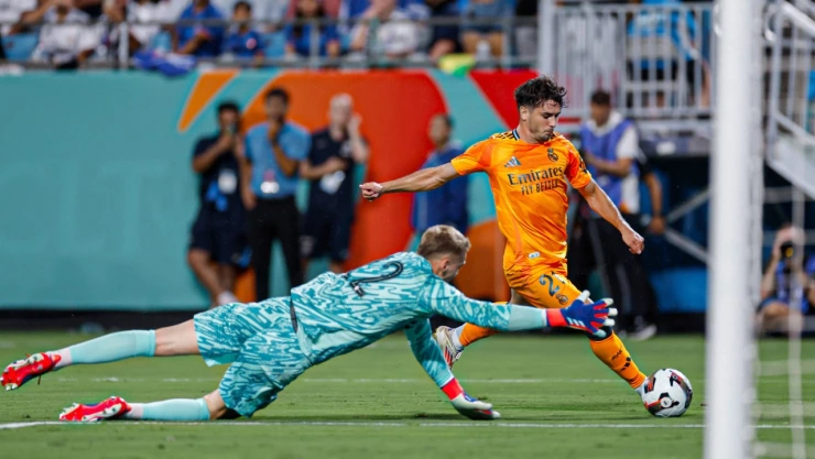 Brahim Díaz en el Real Madrid vs Chelsea amistoso 2024