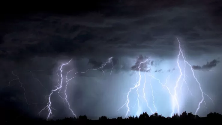 TORMENTA ELÉCTRICA