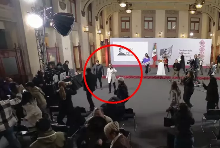Así abandonó la presidenta Claudia Sheinbaum la conferencia mañanera (VIDEO)