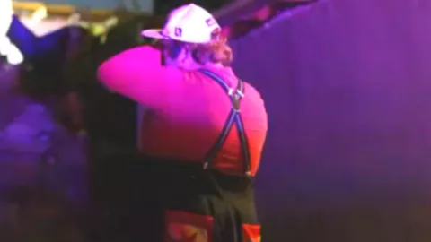 Hijo de payaso muere