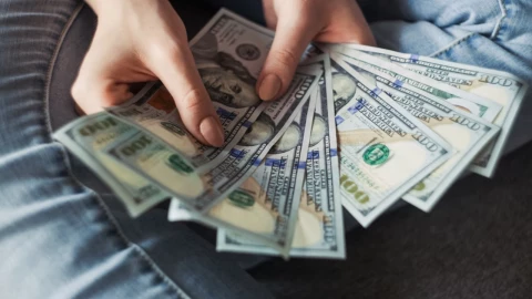 4 Signos del Zodiaco a los que jamás deberías prestar dinero