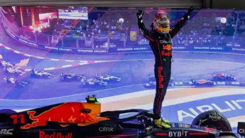 ¡Millones! Subastan carro de Checo Pérez usado en su primer triunfo en F1