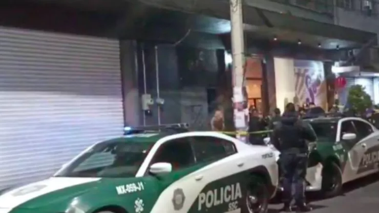 Matan a un adulto mayor tras discusión en un bar; lo golpearon frente a sus amigos