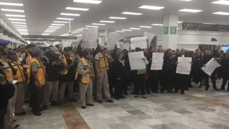 Manifestación aeropuerto cdmx