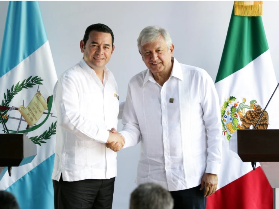 Andrés Manuel López Obrador y Jimmy Morales