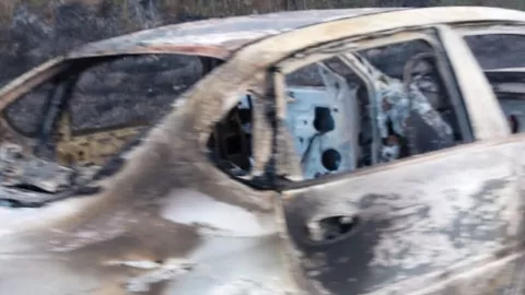 Queman carros en Sinaloa de Leyva