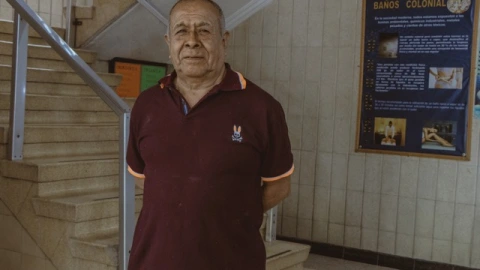 Felix Hernández: cuidador de los baños públicos San Ángel
