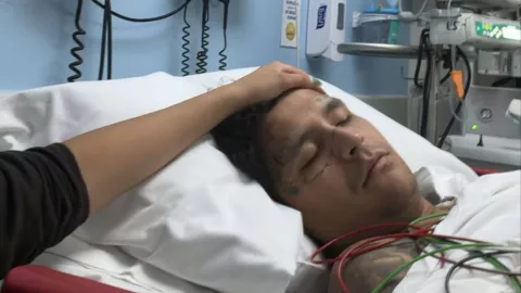 Hospitalizan a Christian Nodal de emergencia