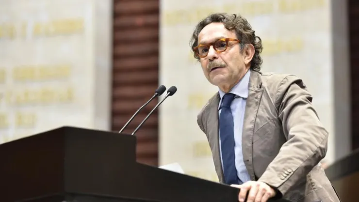 Gabriel Quadri se baja de contienda del Frente Amplio por México