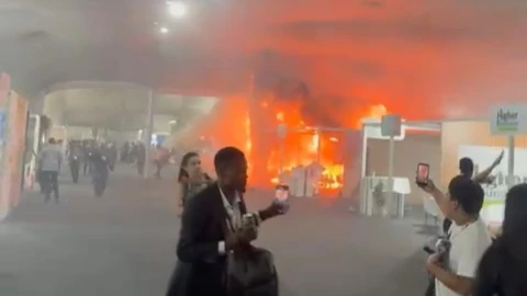 Incendio en la sede de la COP30 obliga a evacuar el pabellón central en Brasil (VIDEO)