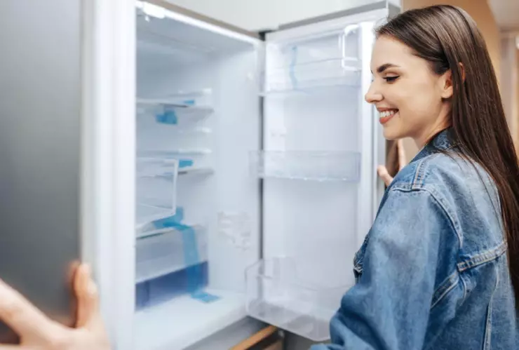 ¿Cómo puedo comprar un refrigerador por medio de CFE?