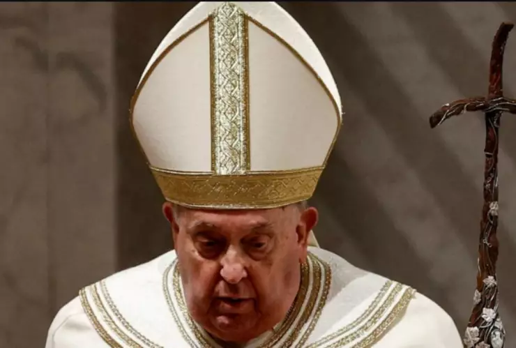 ÚLTIMA HORA_ Vaticano CONFIRMA que el Papa Francisco firmó carta de renuncia