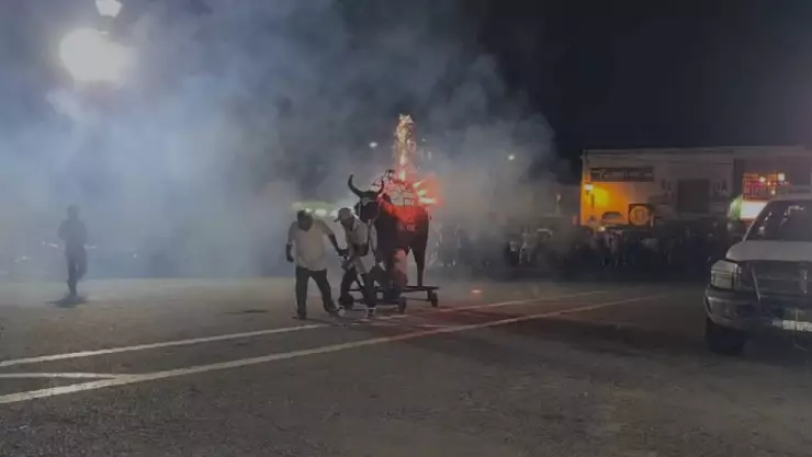 Huracán Beryl pasó y reanudan festivales tradicionales en Beryl