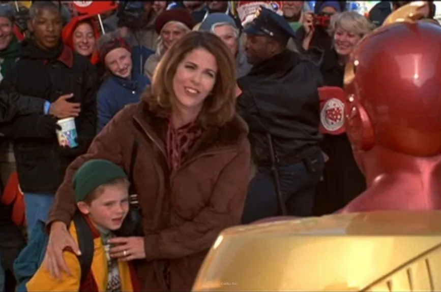 Escena de la película ‘El Regalo Prometido’ (Jingle All The Way) por Azteca 7.