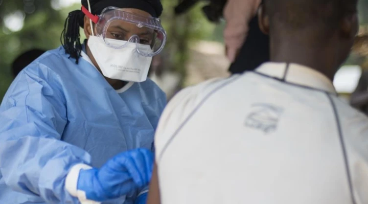 oms-analiza-vacunas-experimentales-para-contener-brote-ebola-en-congo