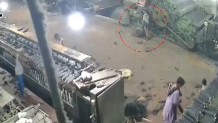 Trabajador muere electrocutado en India