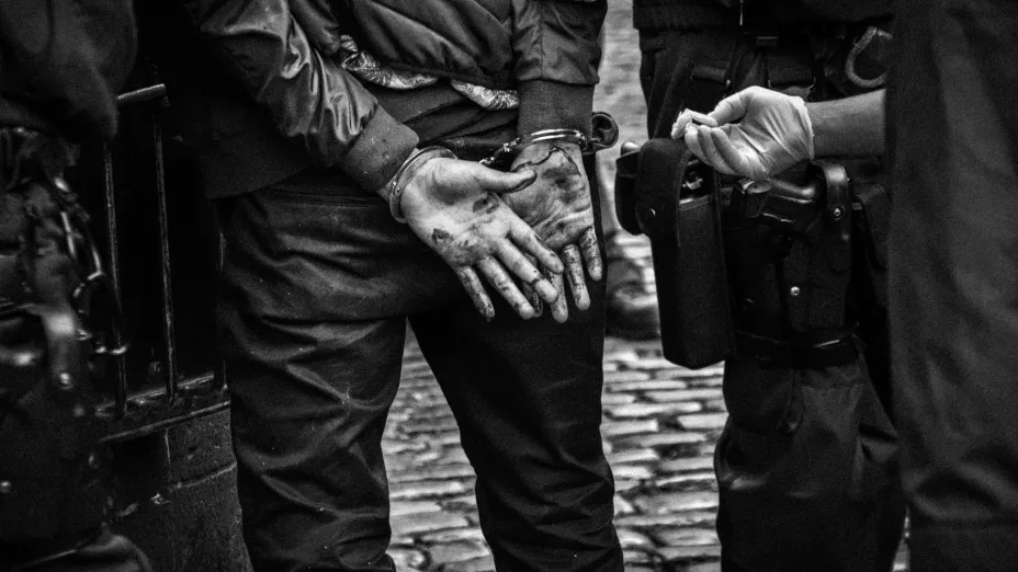 La violentó por años y cuando decidió terminar su relación la agredió a tiros en Zapopan; el presunto responsable fue detenido en Quintana Roo