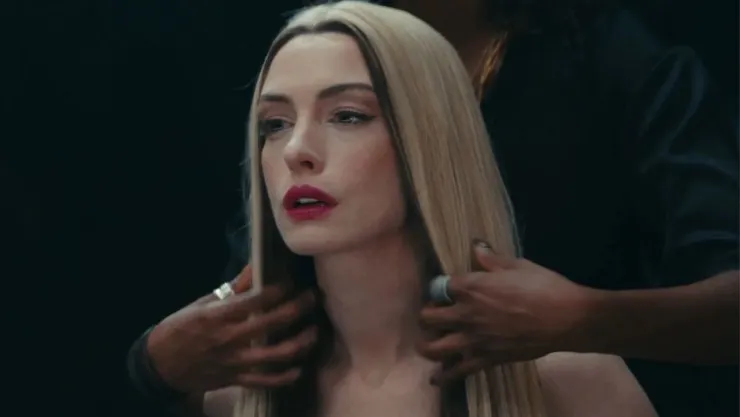 Mother Mary: la nueva y más extraña película de Anne Hathaway que apunta para ganadora de premios