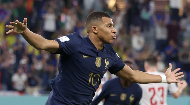 Kylian Mbappé define el partido ante Dinamarca