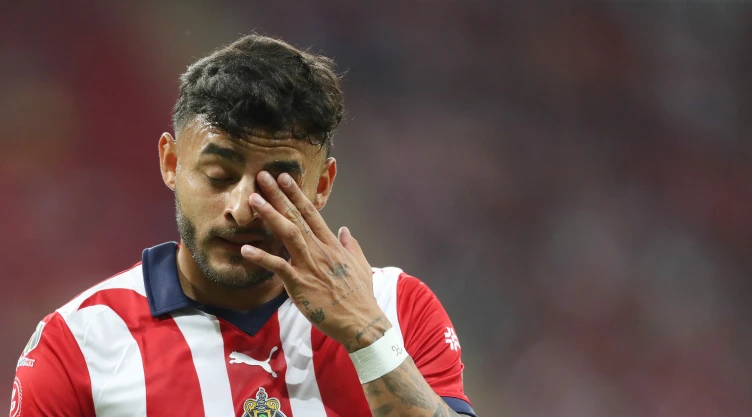 Alexis Vega, delantero de Chivas