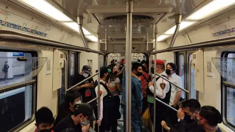 Metro CDMX retrasos 25 de mayo