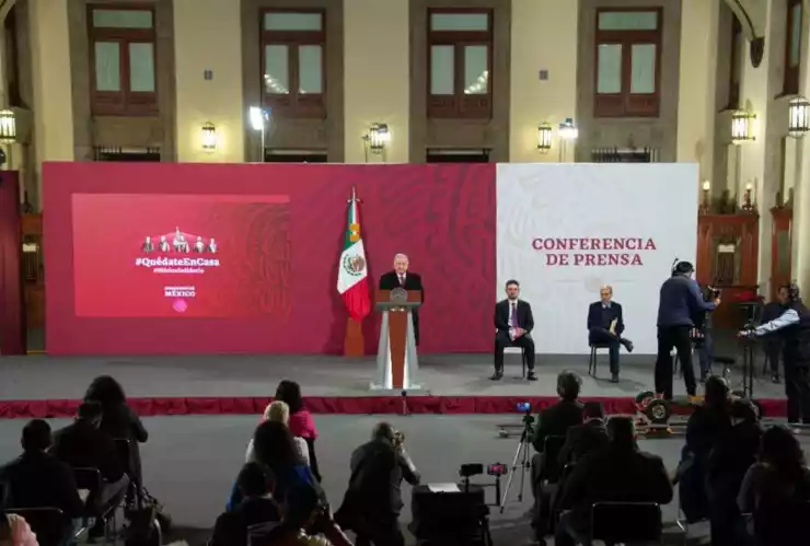 amlo oficina de presidencia ahorrar dinero.jpg