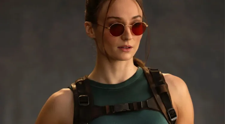 Tomb Raider Sophie Turner reanuda rodaje tras accidente en set