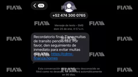 Mensaje SMS llega a celulares para pagar falsas multas de tránsito en CDMX.