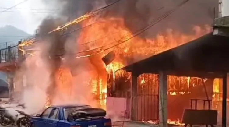 Muere niña de 6 años tras voraz incendio en su vivienda en Zongolica, Veracruz