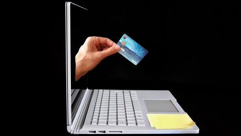 primer tarjeta de crédito