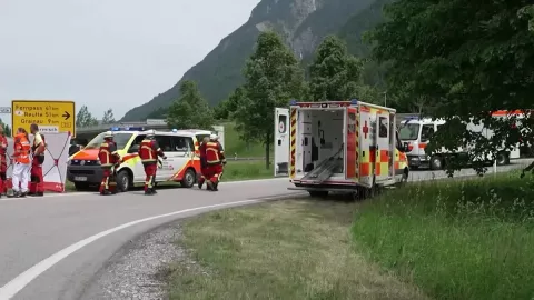 Muertos y heridos por accidente de tren que descarriló en Alemania.