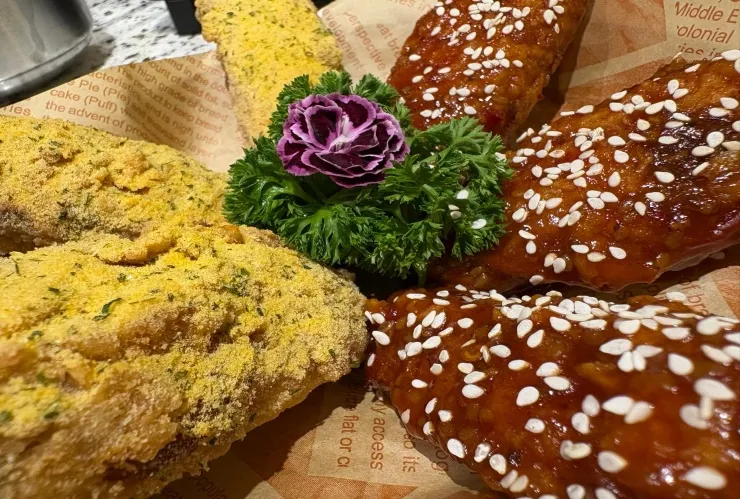El pollo frito es una de las recetas occidentales que domina la Navidad en Asia