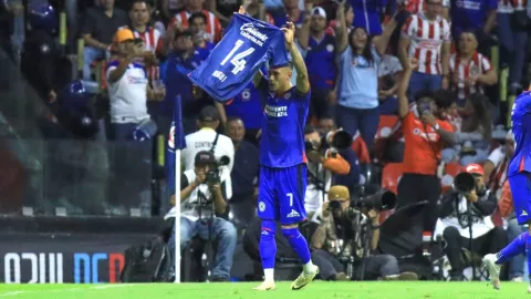¡Gran gesto! Antuna dedica gol a niño José Armando durante partido Cruz Azul vs. Guadalajara