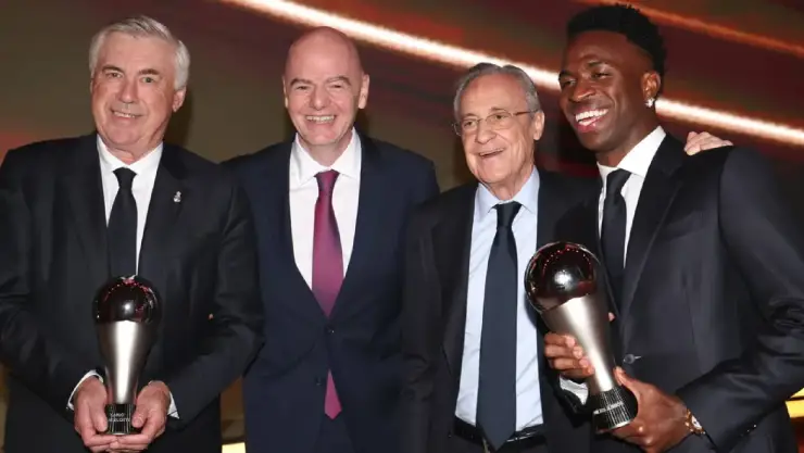 Premios The Best Vinícius Infantino, Ancelotti
