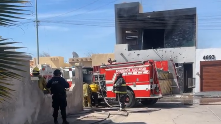 Casa incendiada en Culiacán