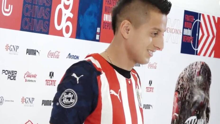 Roberto Alvarado Chivas Liga MX