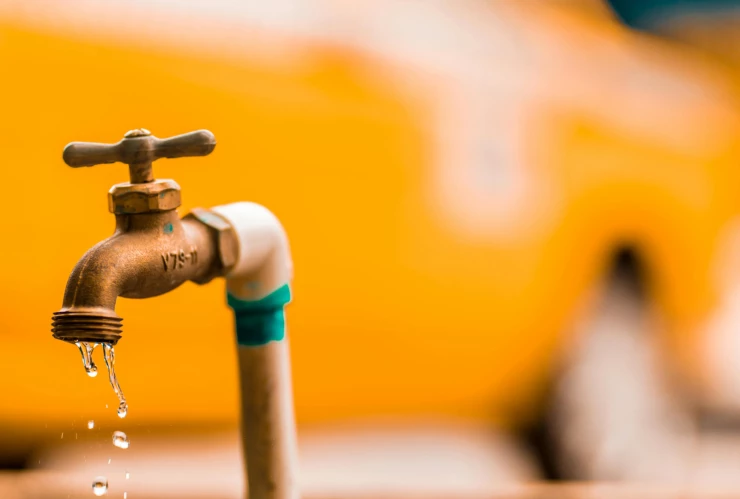 baja presión de agua