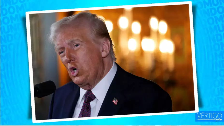 Donald Trump en conferencia de prensa en en Palm Beach, Florida.