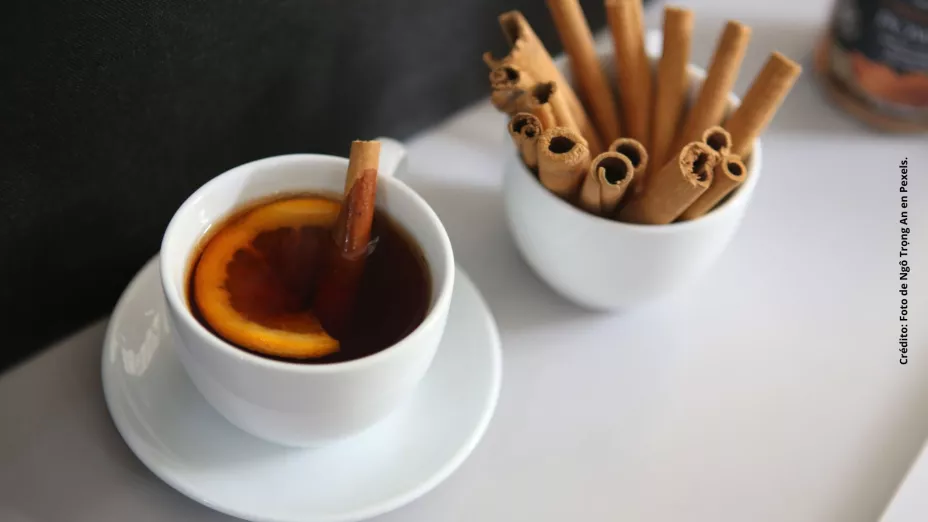Té de canela: ¿Cómo prepararlo y qué beneficios tiene?