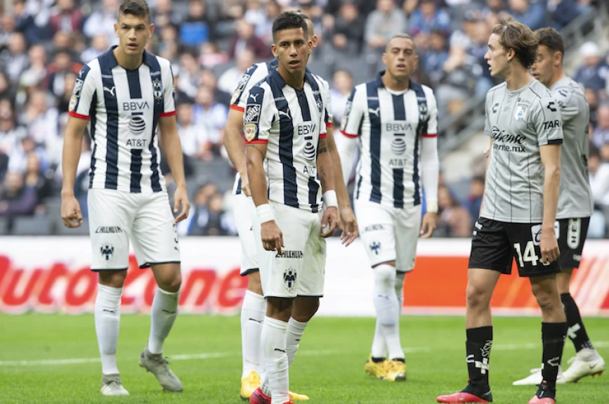 Rayados vs Gallos