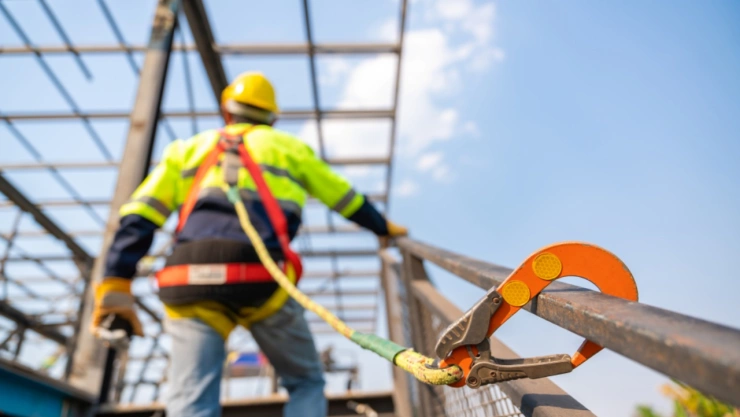 Abren empleo en construcción con sueldo de 20.000 al mes y solo piden secundaria