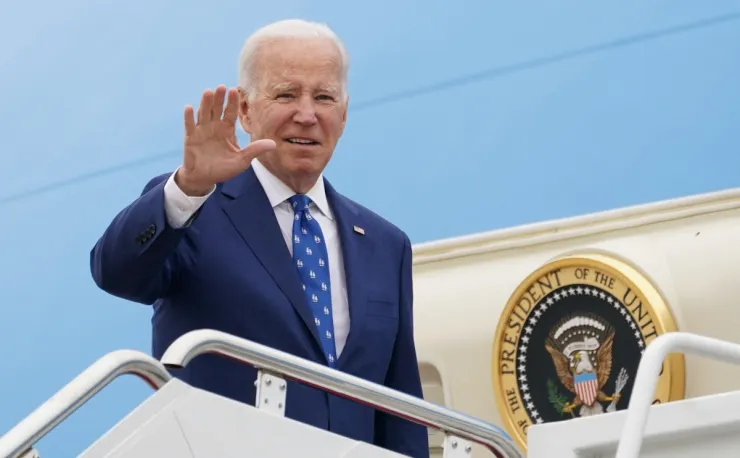 Biden quiere visitar frontera con México