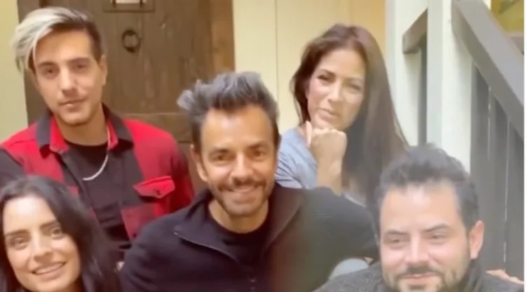 por-que-derbez-no-iran-bautizo-tessa-hija-jose-eduardo-paola-dalay.jpg