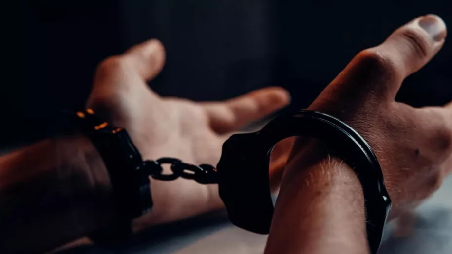 Detenido tras persecusión.jpg