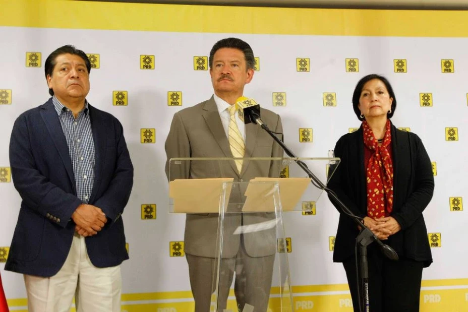 Carlos Navarrete y Cuauhtémoc Cárdenas se reunirán para hablar del futuro del partido.