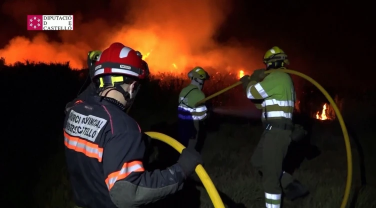 ¡Infierno en España!, incendios forestales arrasan Valencia.