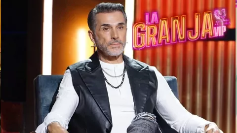 Sergio Mayer critica complot contra Alfredo Adame en La Granja VIP.