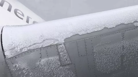 qué-es-el-engelamiento-y-por-qué-puede-provocar-caída-de-un-avión-ejemplo