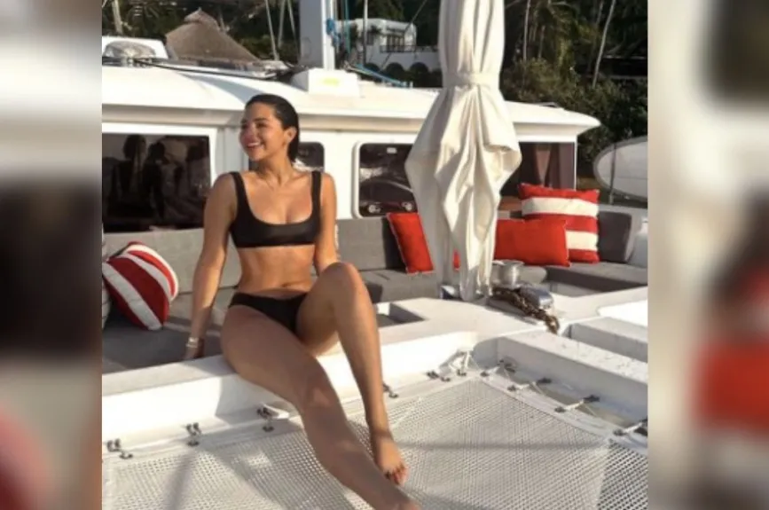 Ángela Aguilar (2).jpg