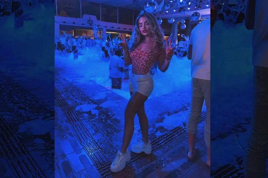 Sandra de fiesta.jpg